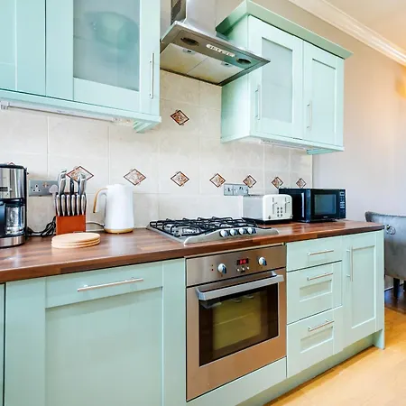 Large 1 Bedroom In Center Of Londres Extérieur photo